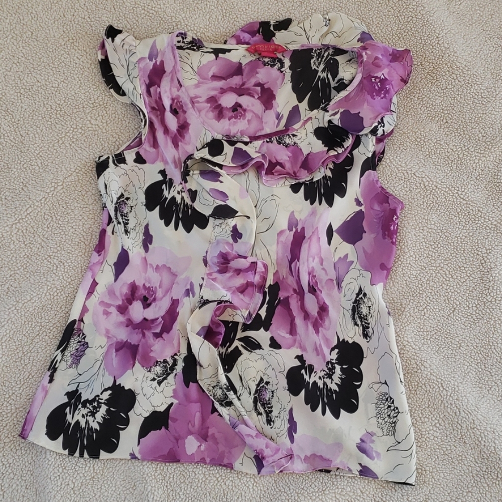 Sunny Leigh floral ruffle top - Picture 1 of 4